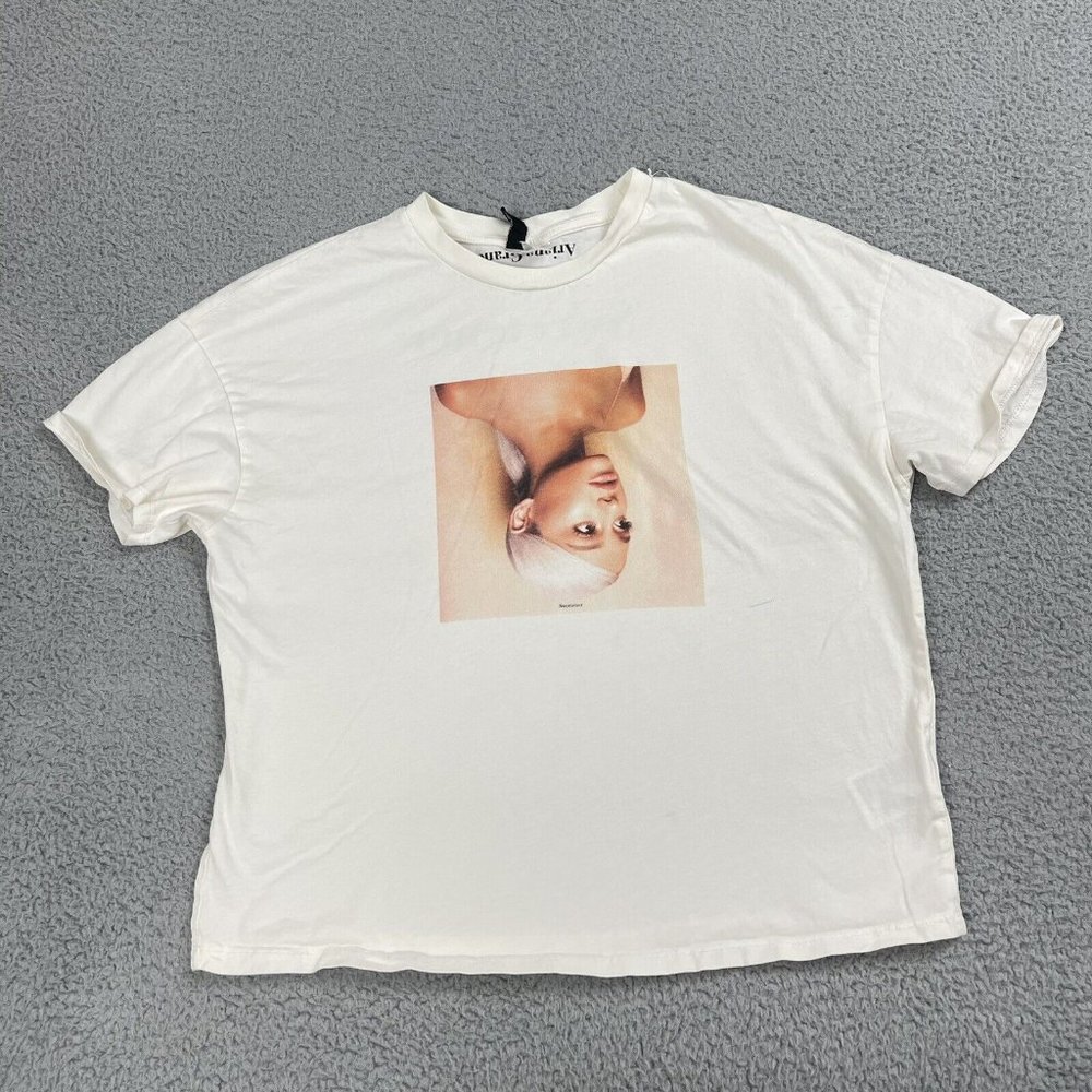 Ariana Grande Shirt Womens Small White Sweetener Concert Band Music Used